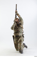  Photos Frankie Perry Army USA Recon - Poses kneeling shooting from a gun whole body 0001.jpg
